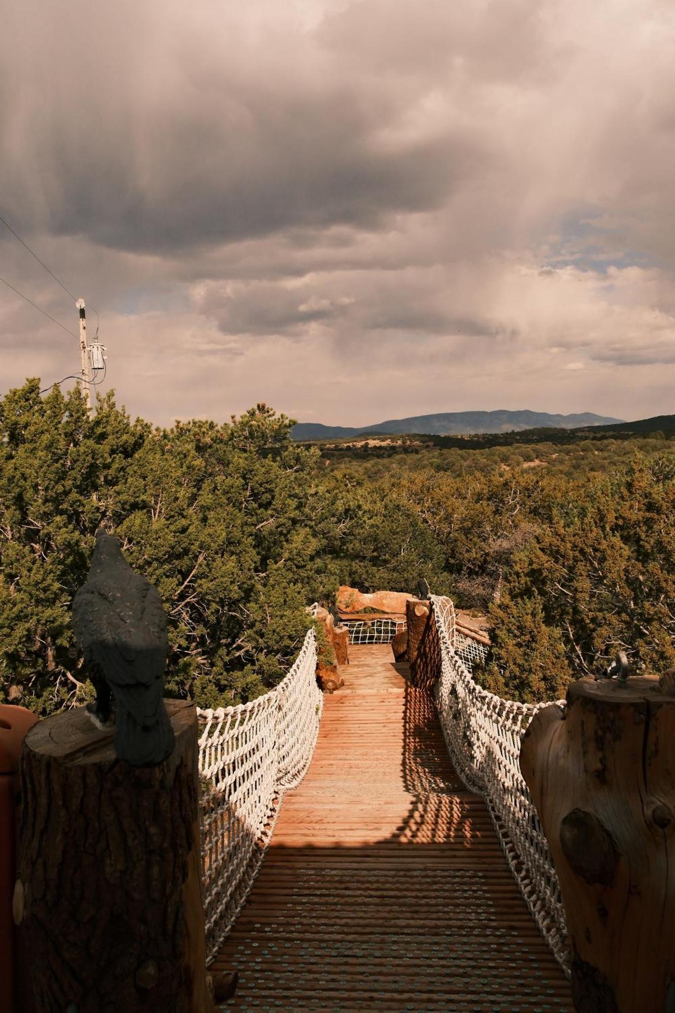 Villa Crows Nest Treehouse At El Mstico Ranch Nogal Exterior foto
